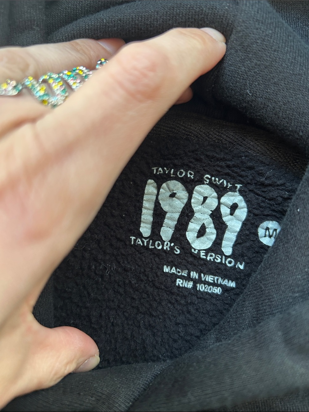 Taylor Swift 1989 official Lovestruck hoodie size M - Picture 3 of 9
